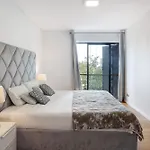 Apartment Forum View *