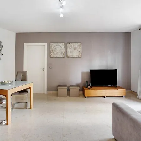 Apartment Forum View